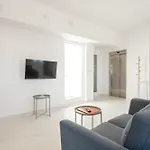 Palazzo Stella Penthouse With Jacuzzi By Vallettastay Valletta