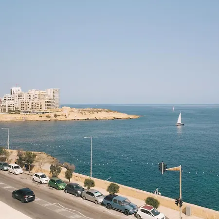 Palazzo Stella Penthouse With Jacuzzi By Vallettastay Apartman Valletta