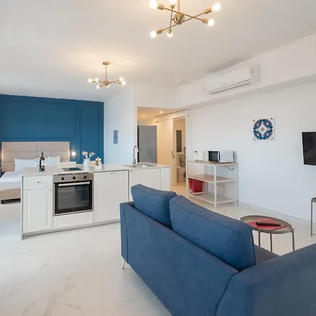 Palazzo Stella Penthouse With Jacuzzi By Vallettastay * Valletta