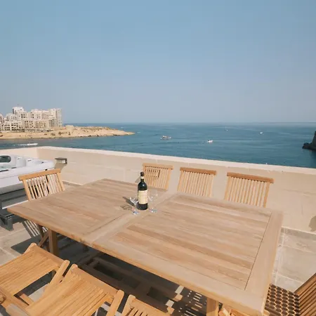 アパート Palazzo Stella Penthouse With Jacuzzi By Vallettastay *