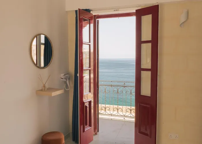 Palazzo Stella Penthouse With Jacuzzi By Vallettastay アパート