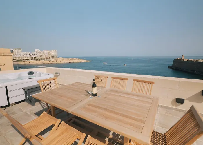 アパート Palazzo Stella Penthouse With Jacuzzi By Vallettastay *